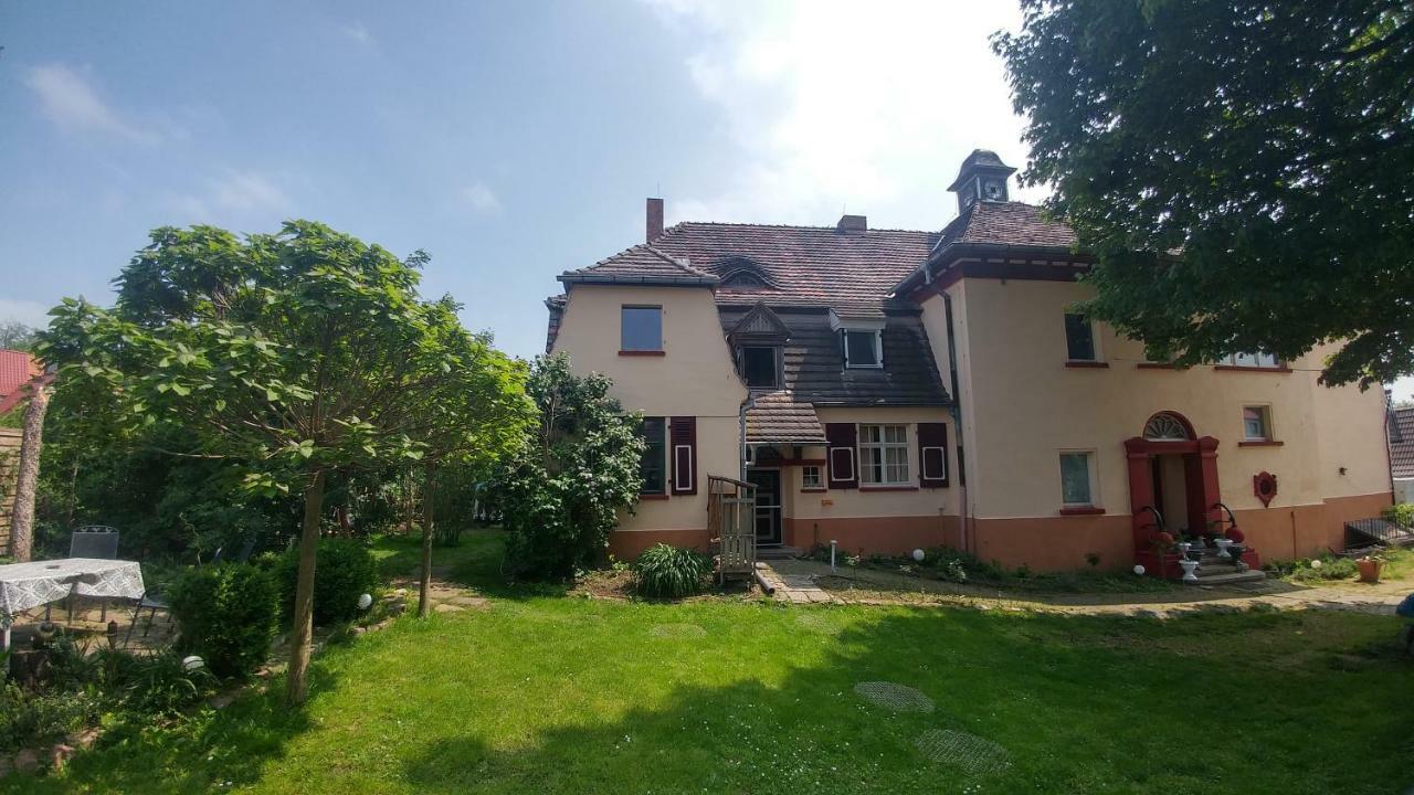 Historische Schule "Ferienwohnung Pauline" I&Ii Stobnitz Exterior foto