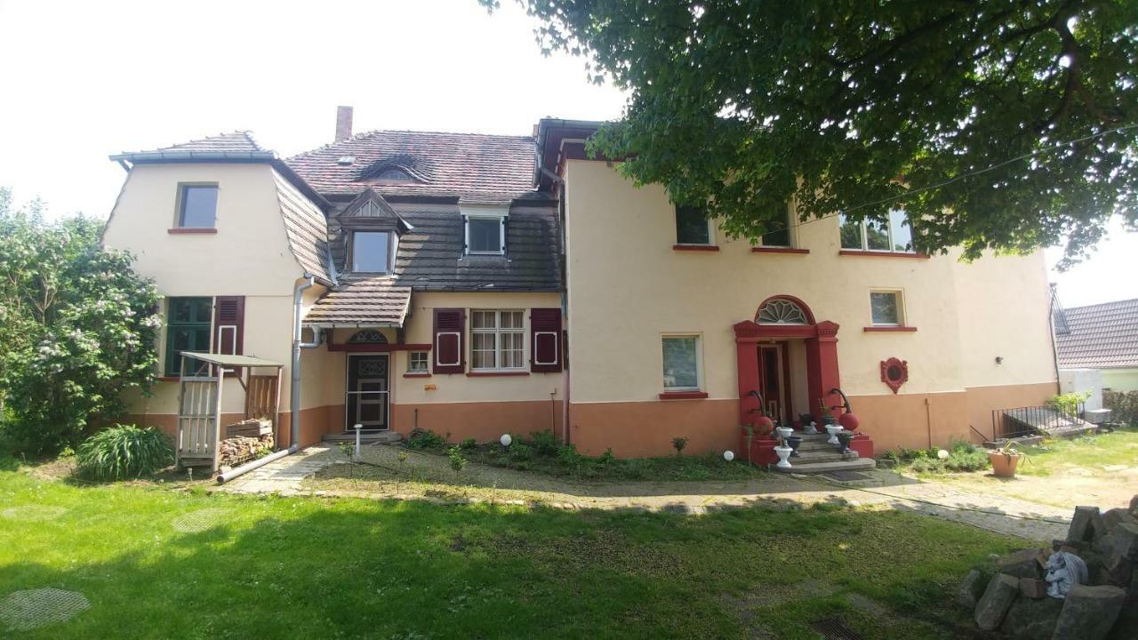 Historische Schule "Ferienwohnung Pauline" I&Ii Stobnitz Exterior foto